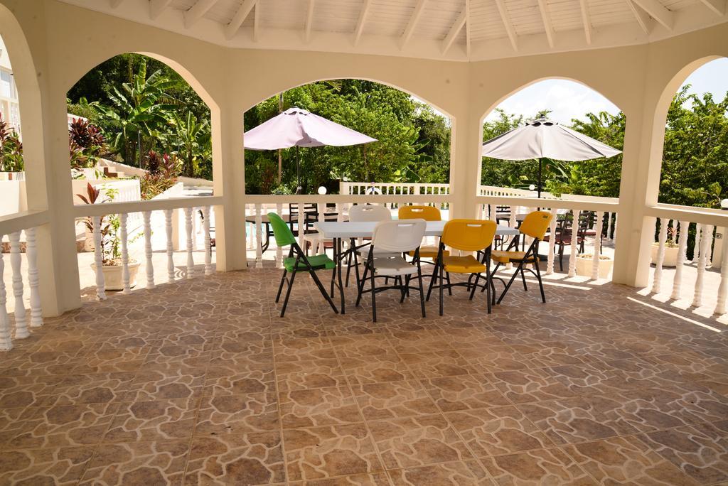 Family Room with Sea View